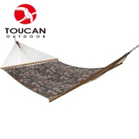 Toucan Outdoor  Realtree Camo Quilted Hammock Hunting